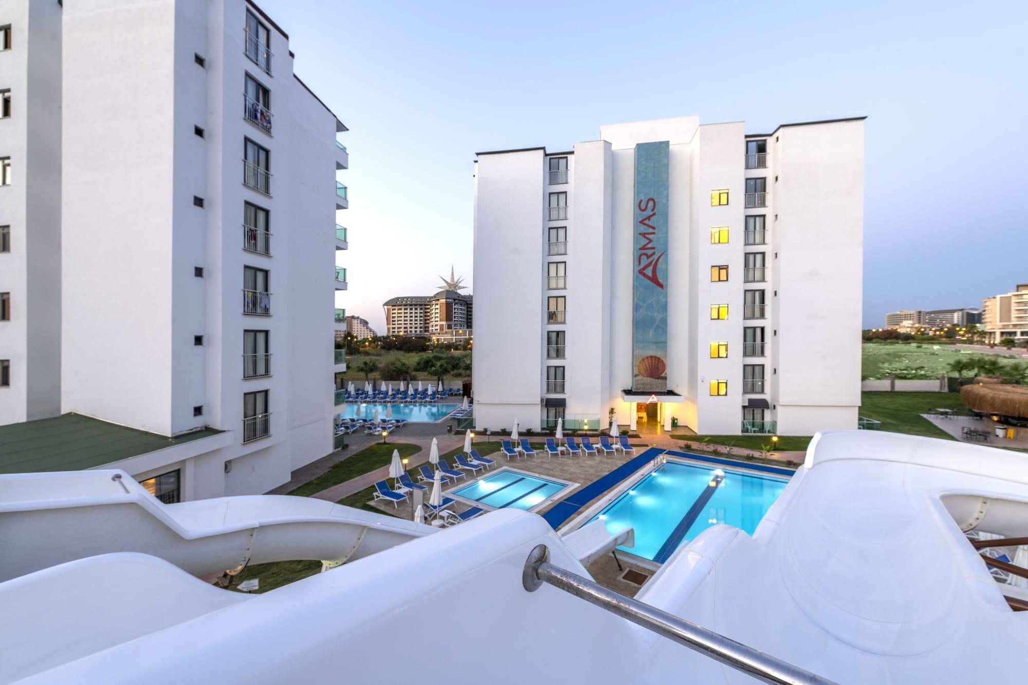 Hotel Royal Towers Lara Antalya