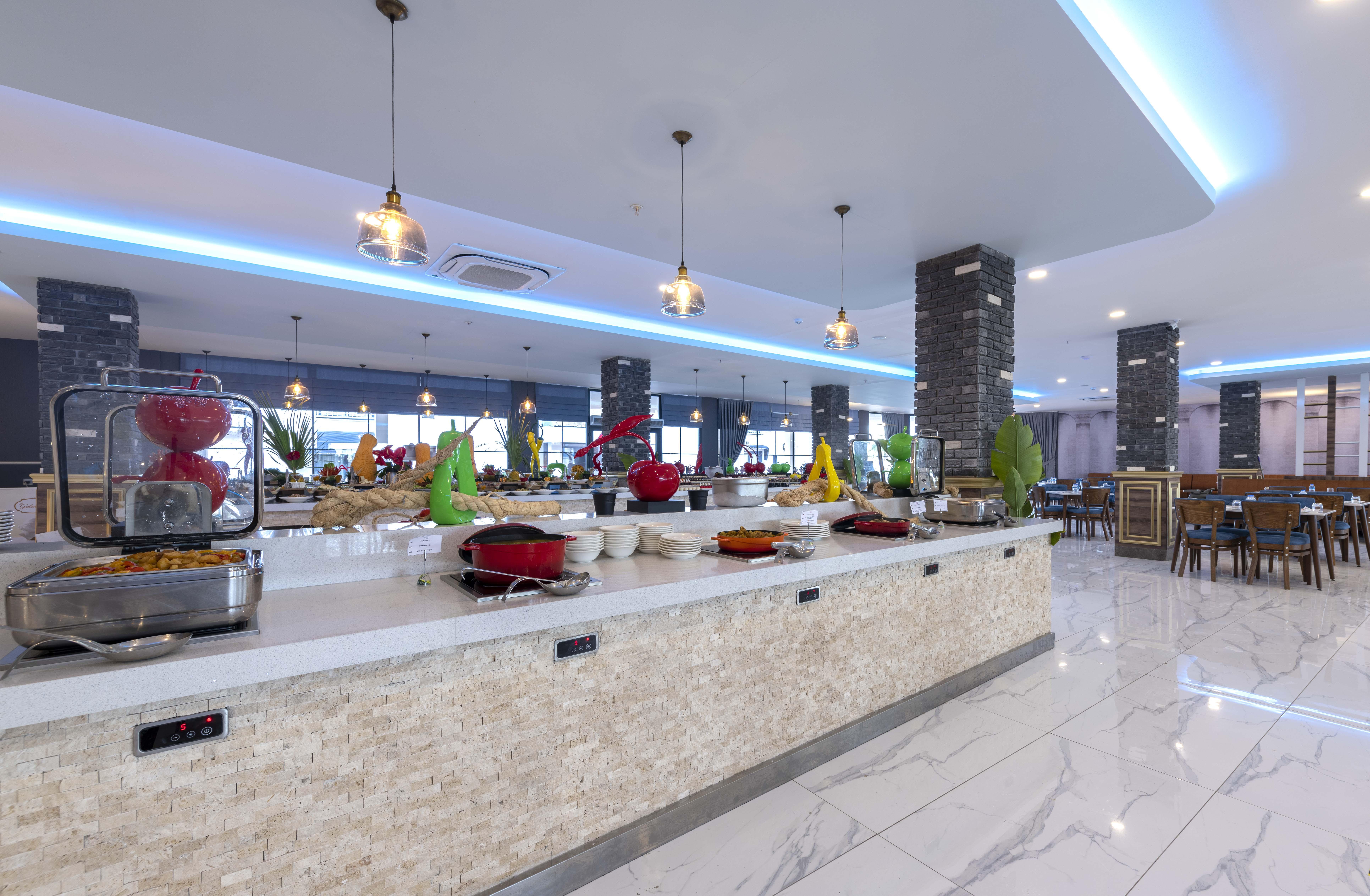 Royal Towers Lara 4*