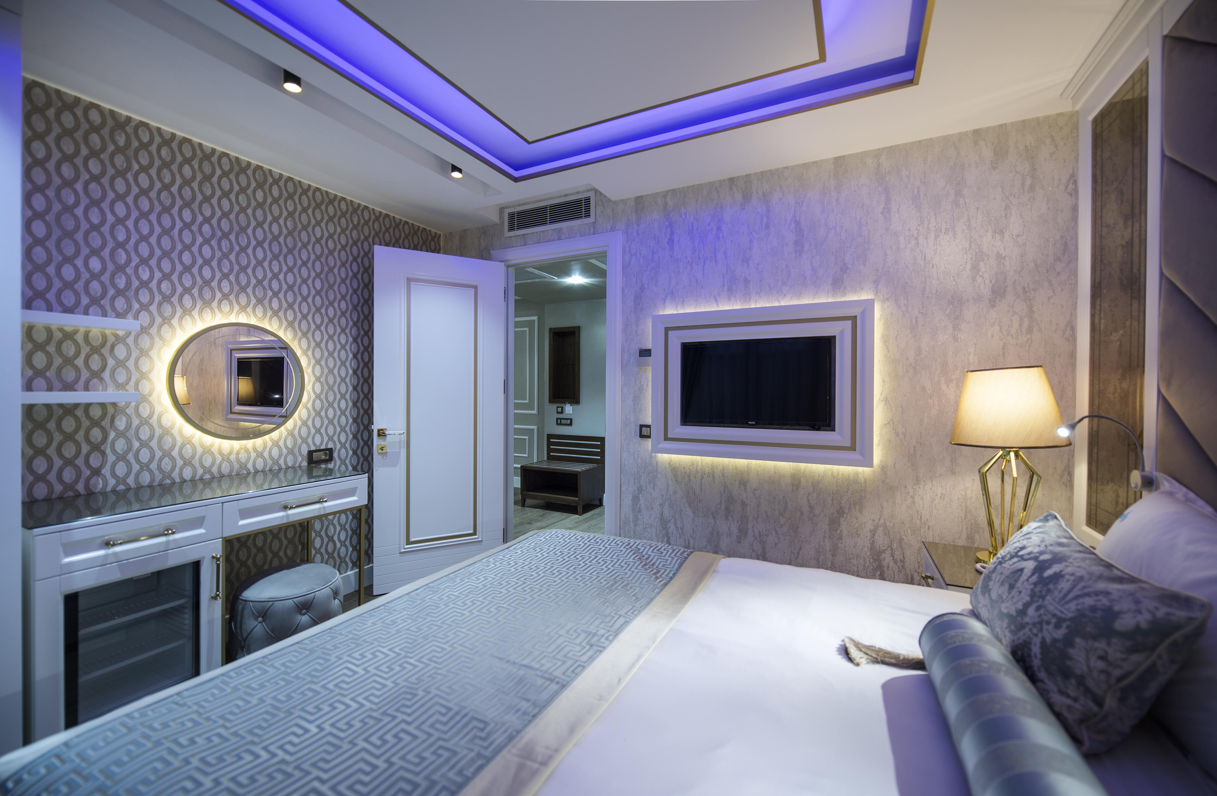 Elysium Hotel 2*
