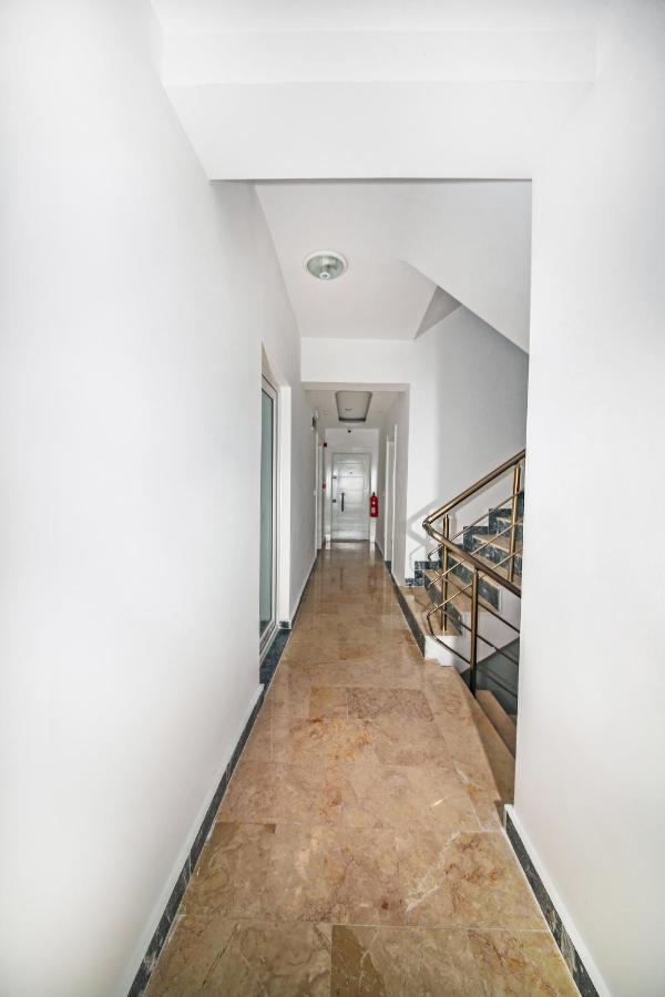 Adam Apart 2 Apartment *