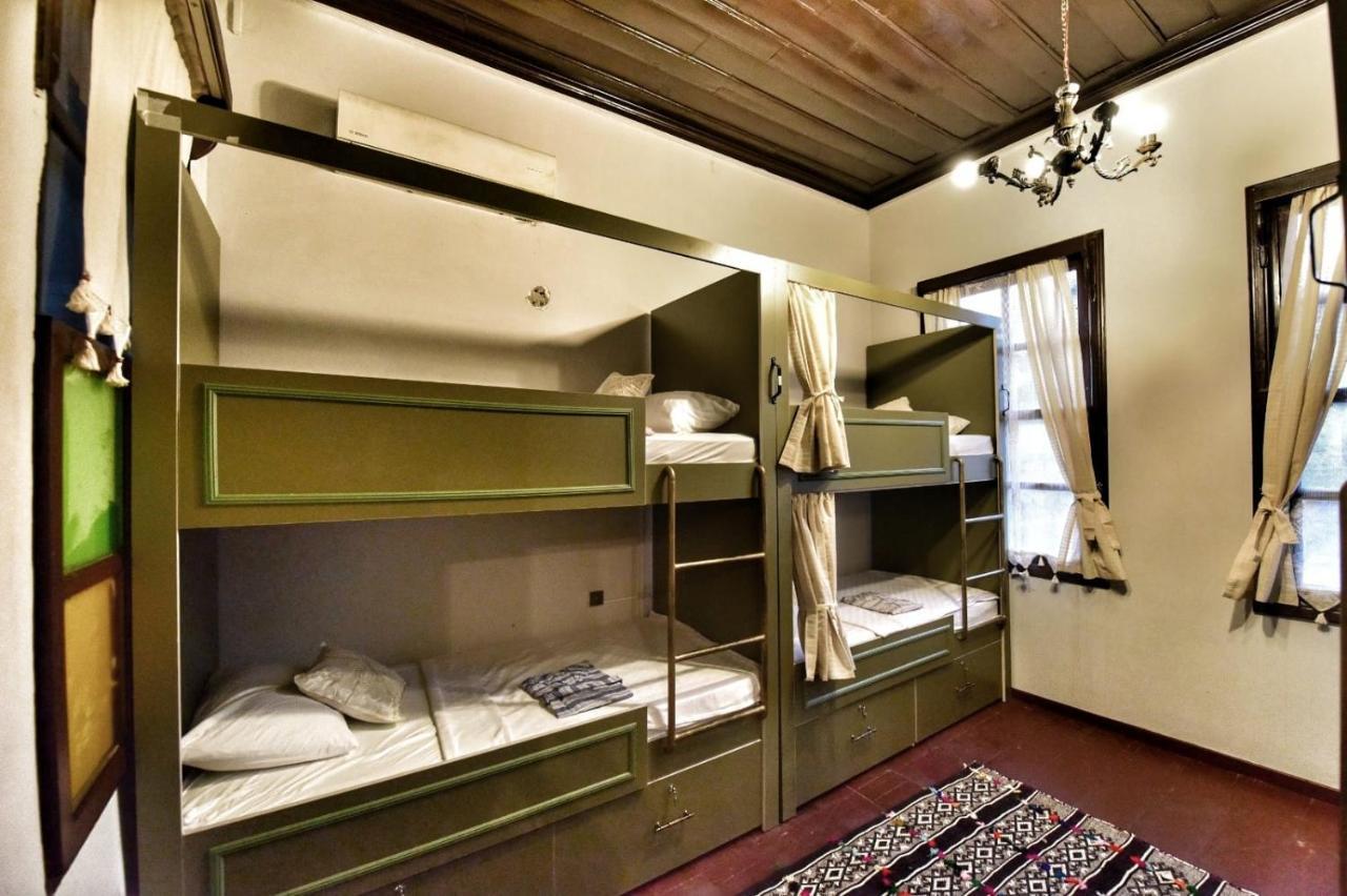 Lords & Pub Hostel Antalya