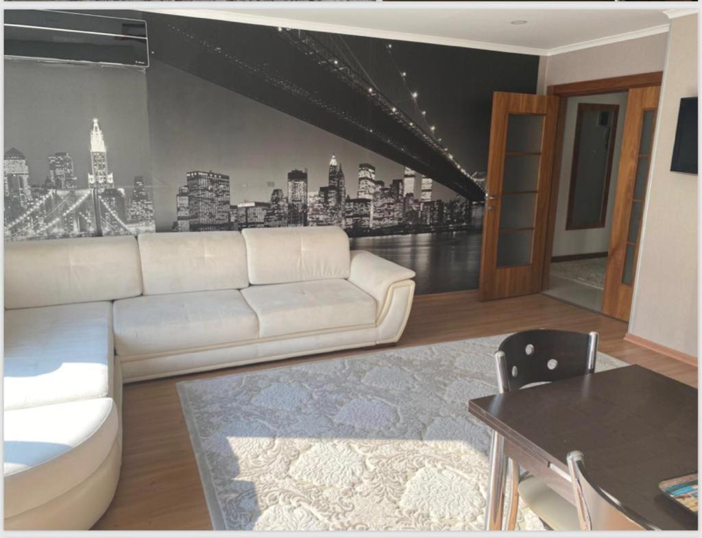 Magnificent 2+1 Flat With Swimming Pool In Lara