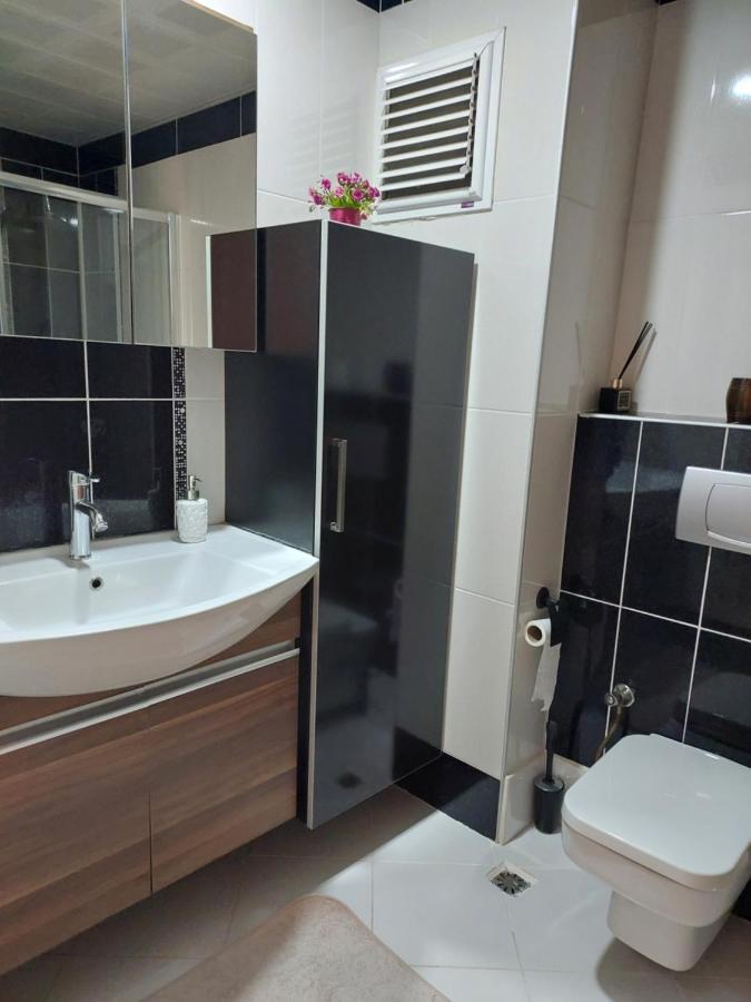 Daire Magnificent 2+1 Flat With Swimming Pool In Lara *