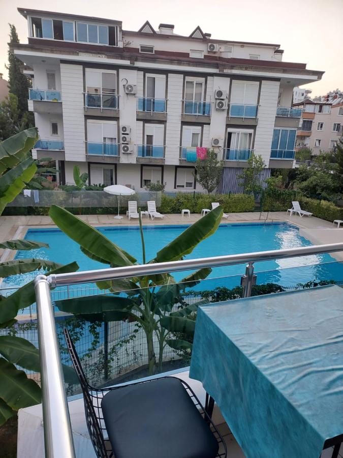 Magnificent 2+1 Flat With Swimming Pool In Lara Daire
