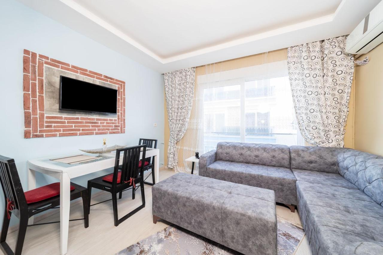 Endly Flat Close To Beach In Konyaslijk Apartment