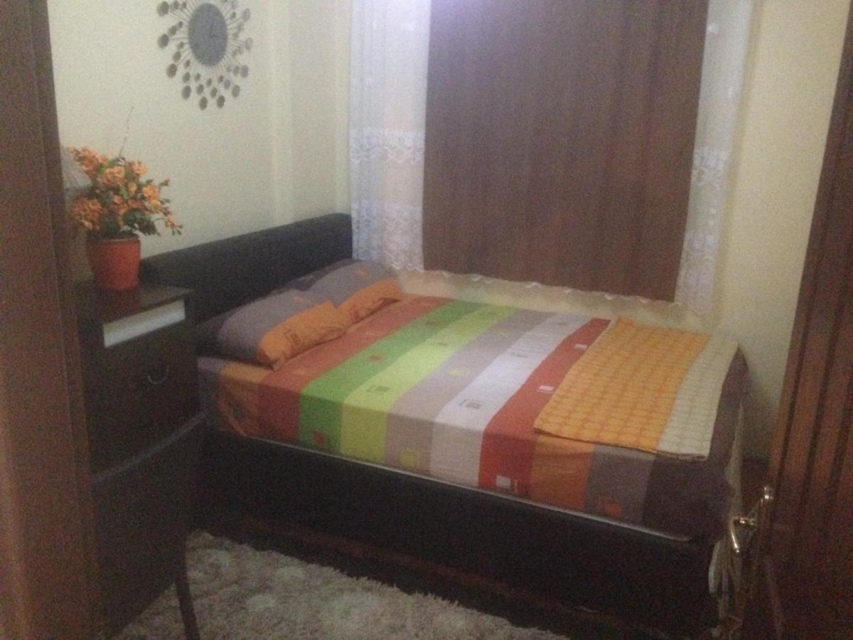 4 Persons Flat House - Cheap Homestay Sleeping Place