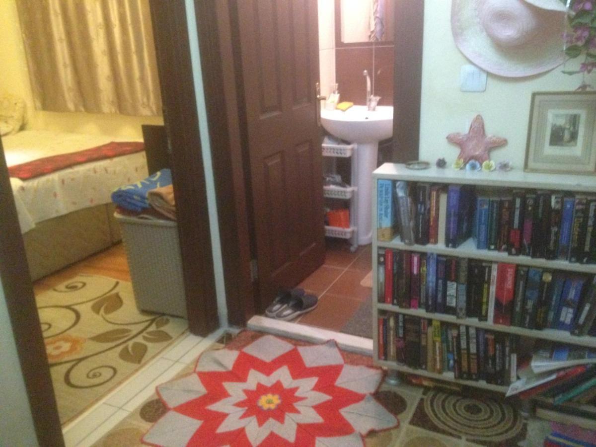 4 Persons Flat House - Cheap Homestay Sleeping Place *