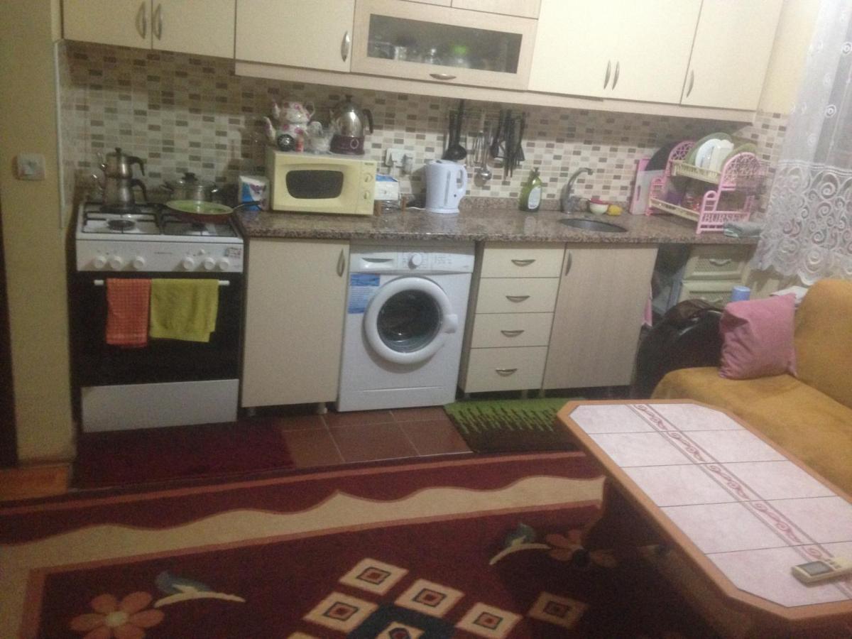 Apartment 4 Persons Flat House - Cheap Homestay Sleeping Place *