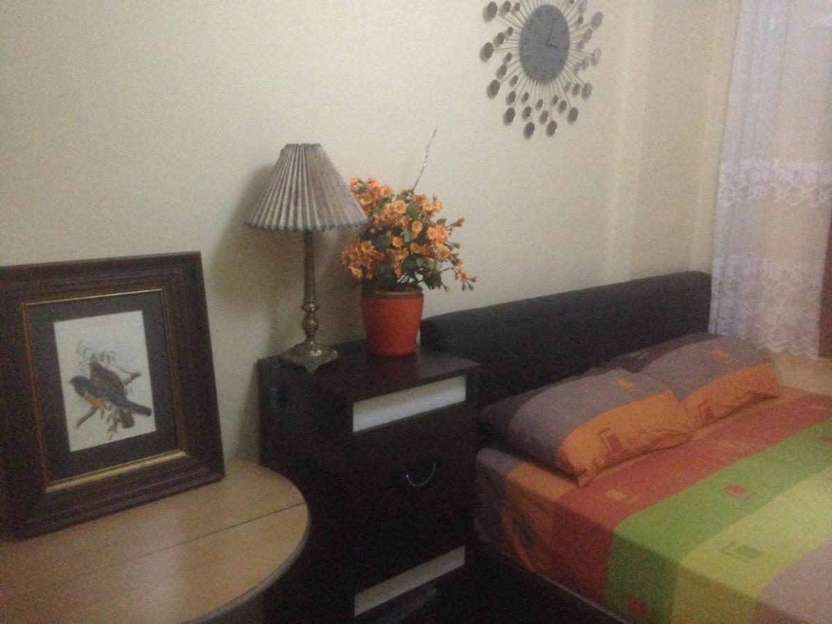 4 Persons Flat House - Cheap Homestay Sleeping Place Apartment