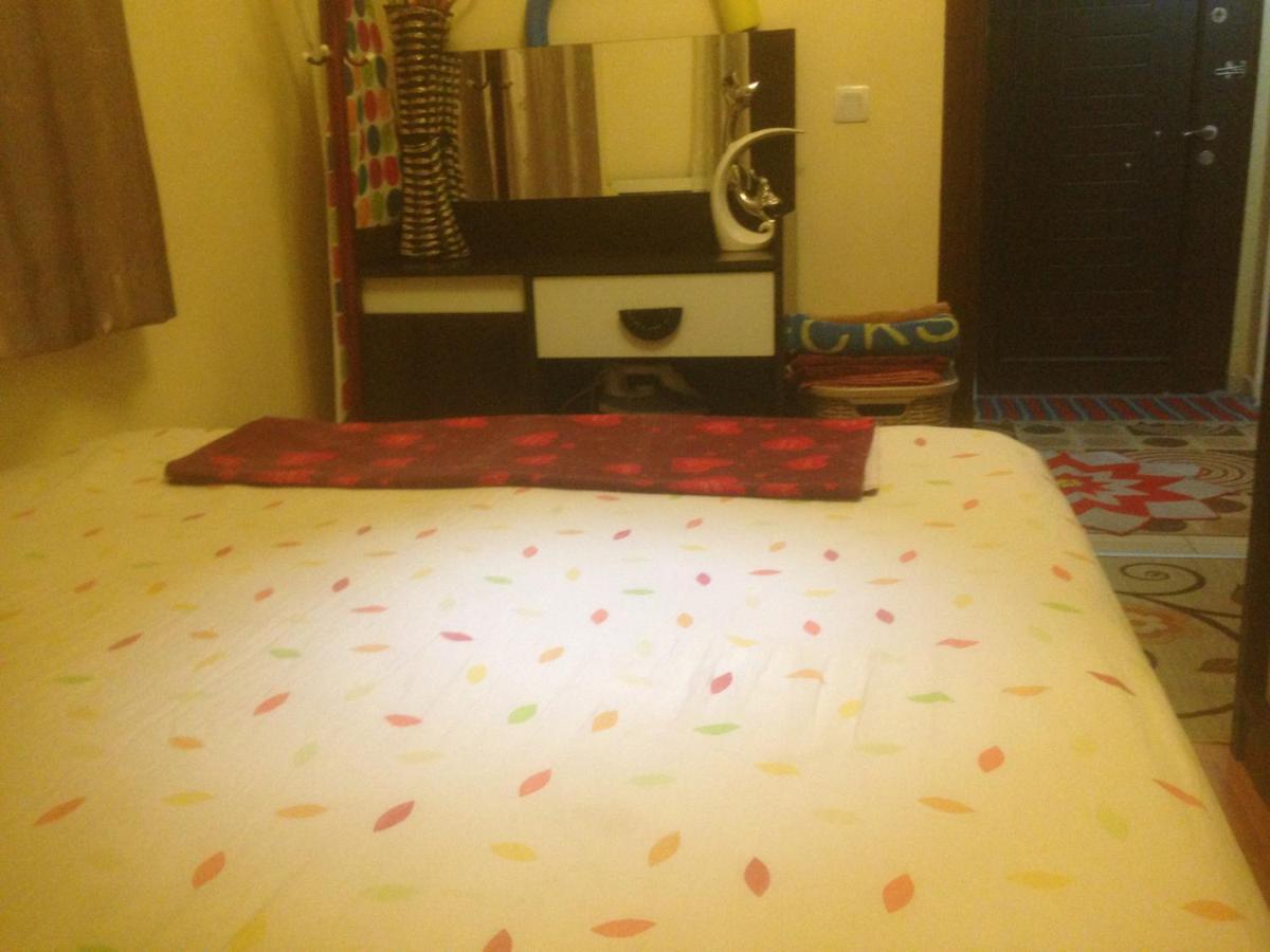4 Persons Flat House - Cheap Homestay Sleeping Place Apartment