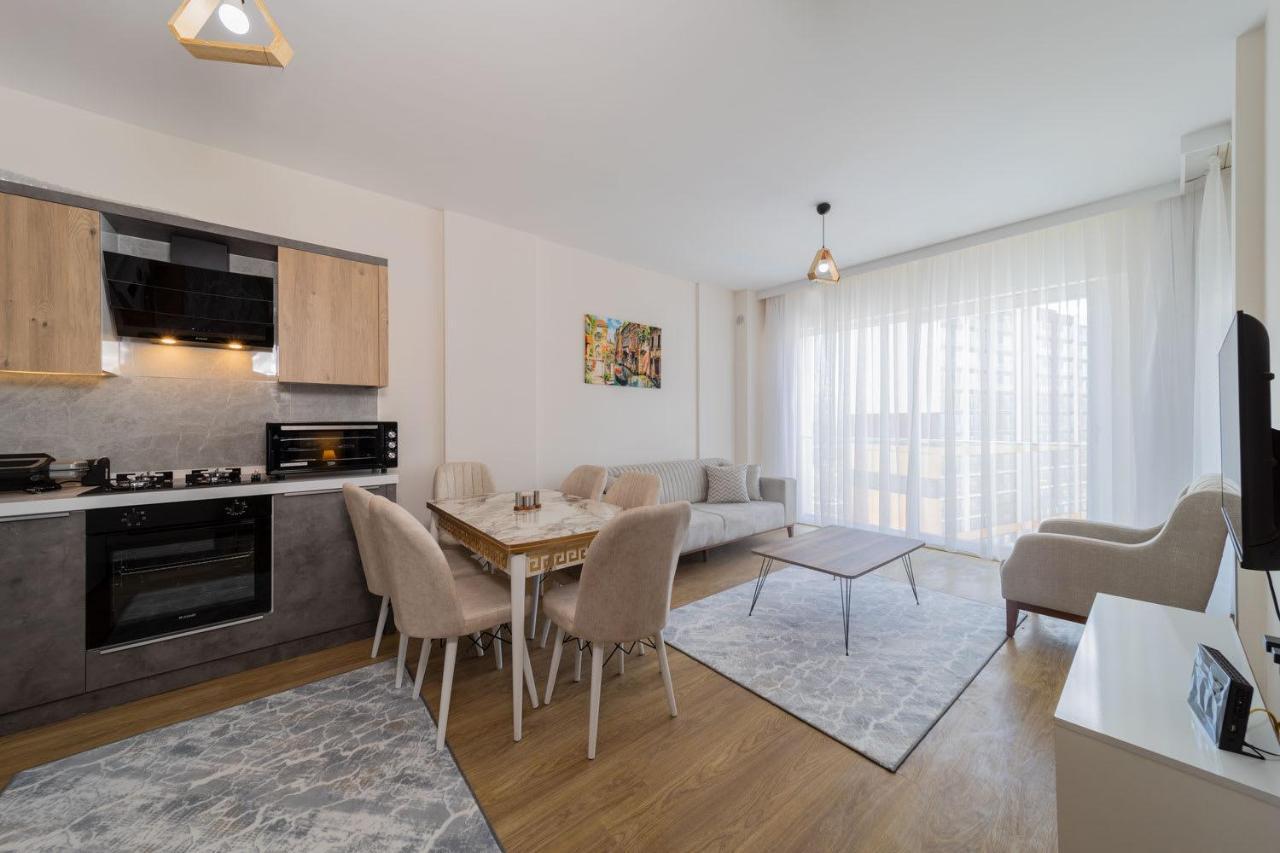 Remarkable Flat With Shared Pool In Kepez Apartment *