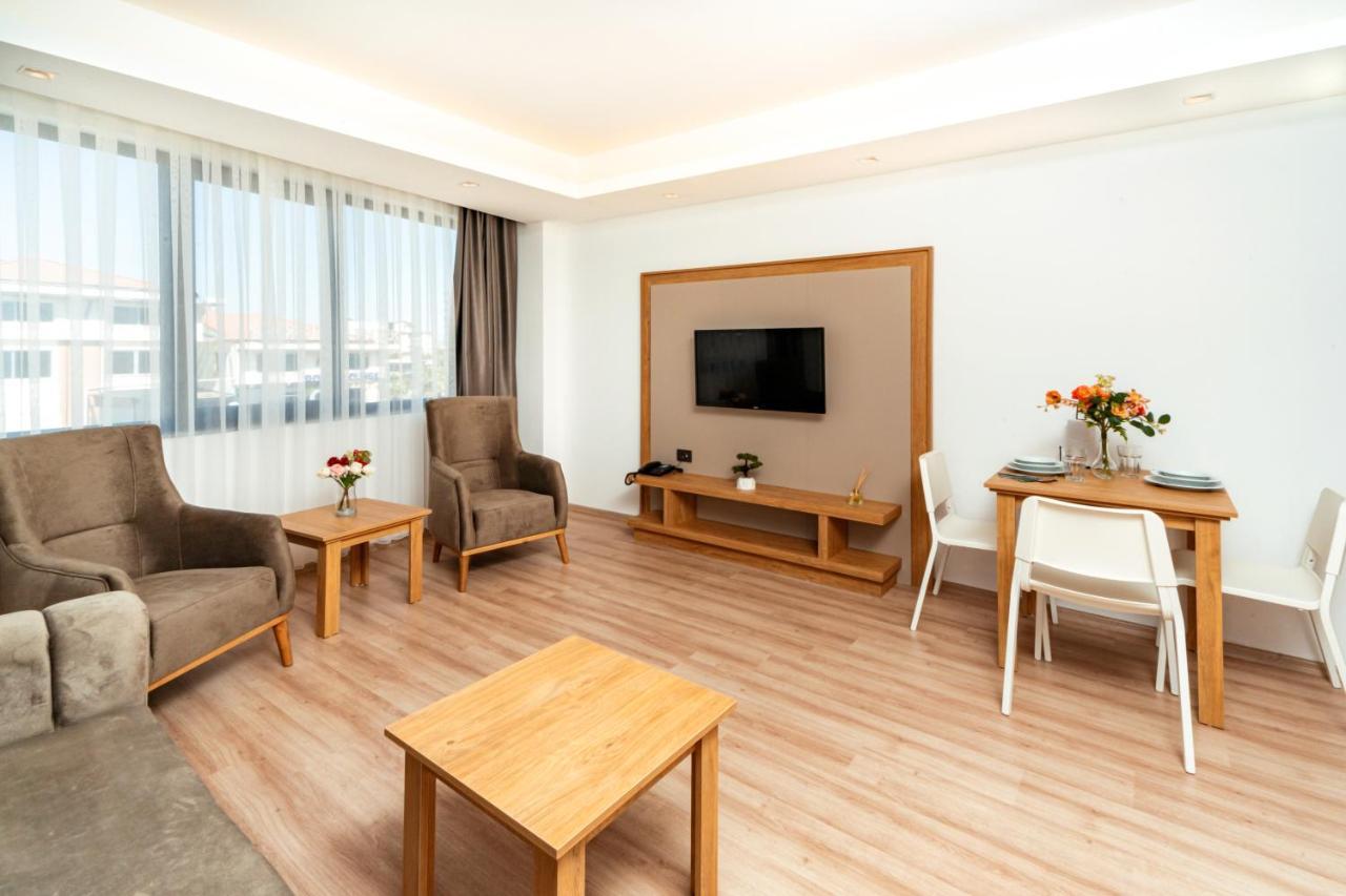 Safir Kundu Apart Otel *