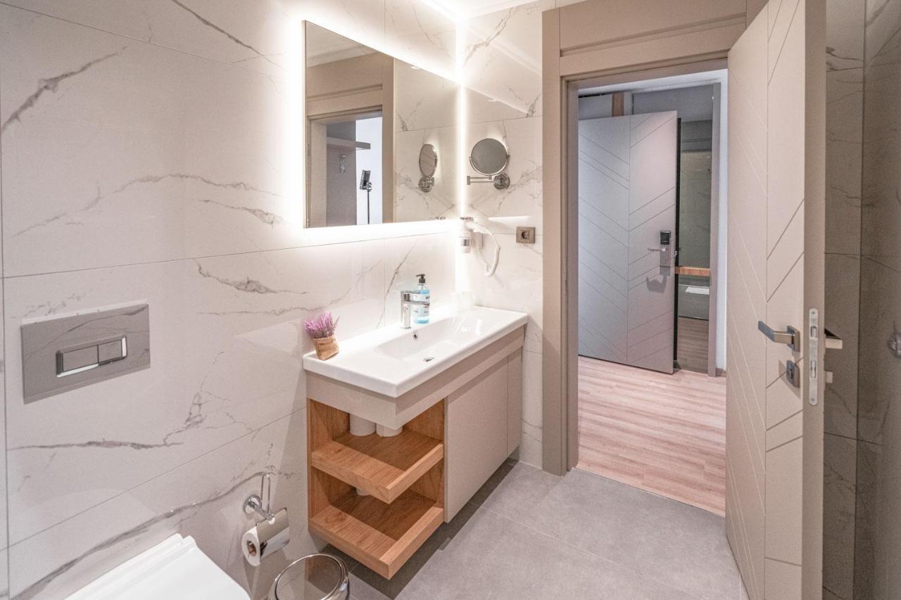Apart Otel Safir Kundu
