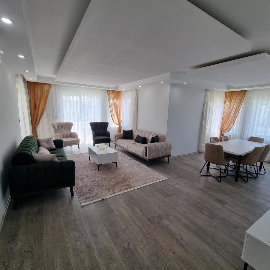 Aparthotel River Park Lara *
