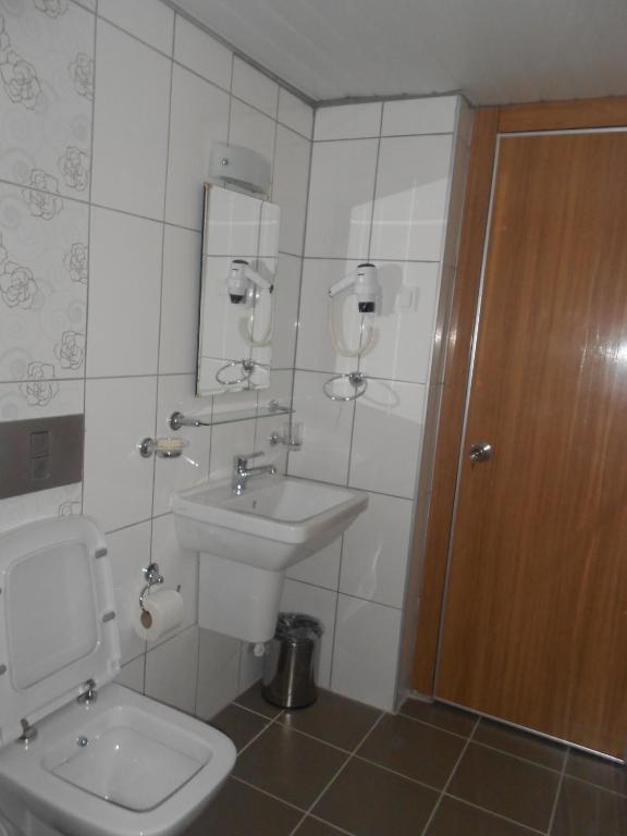 Hotel Afsin 3*
