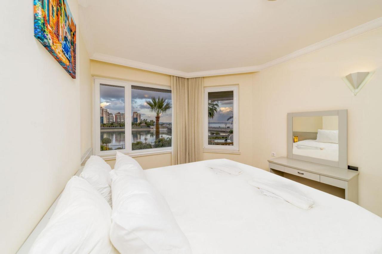 Lovely With Shared Pool In Konyaalti Apartment *