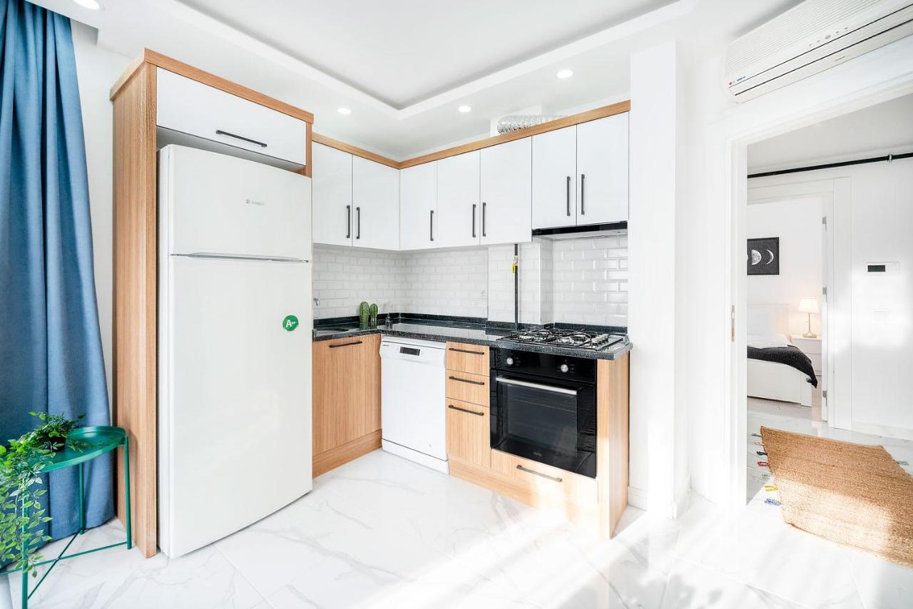 Modern Flat Near Beach In Muratpasa Apartment Antalya