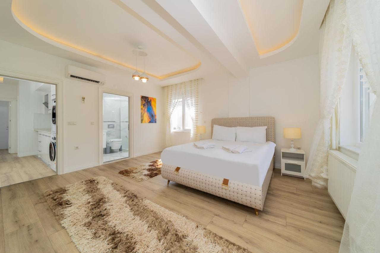 Great With Pool Hammam And Sauna In Antalya
