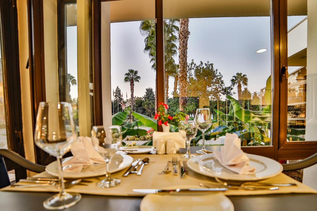 Otel Nashira 4*