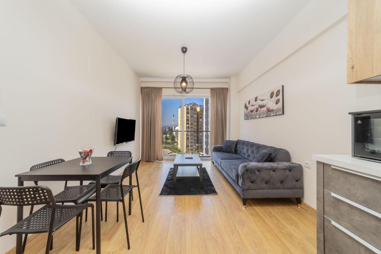Exquisite Flat With Shared Pool In Kepez Apartment *