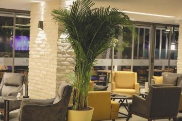 Laren Seaside & Hotel