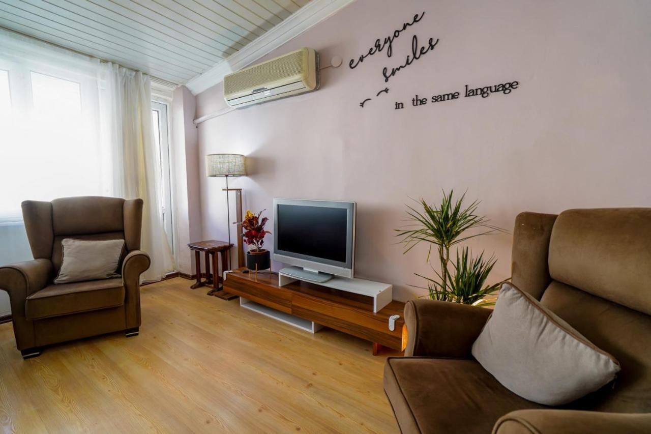 Apartment Serene Flat Close To In Muratpasa