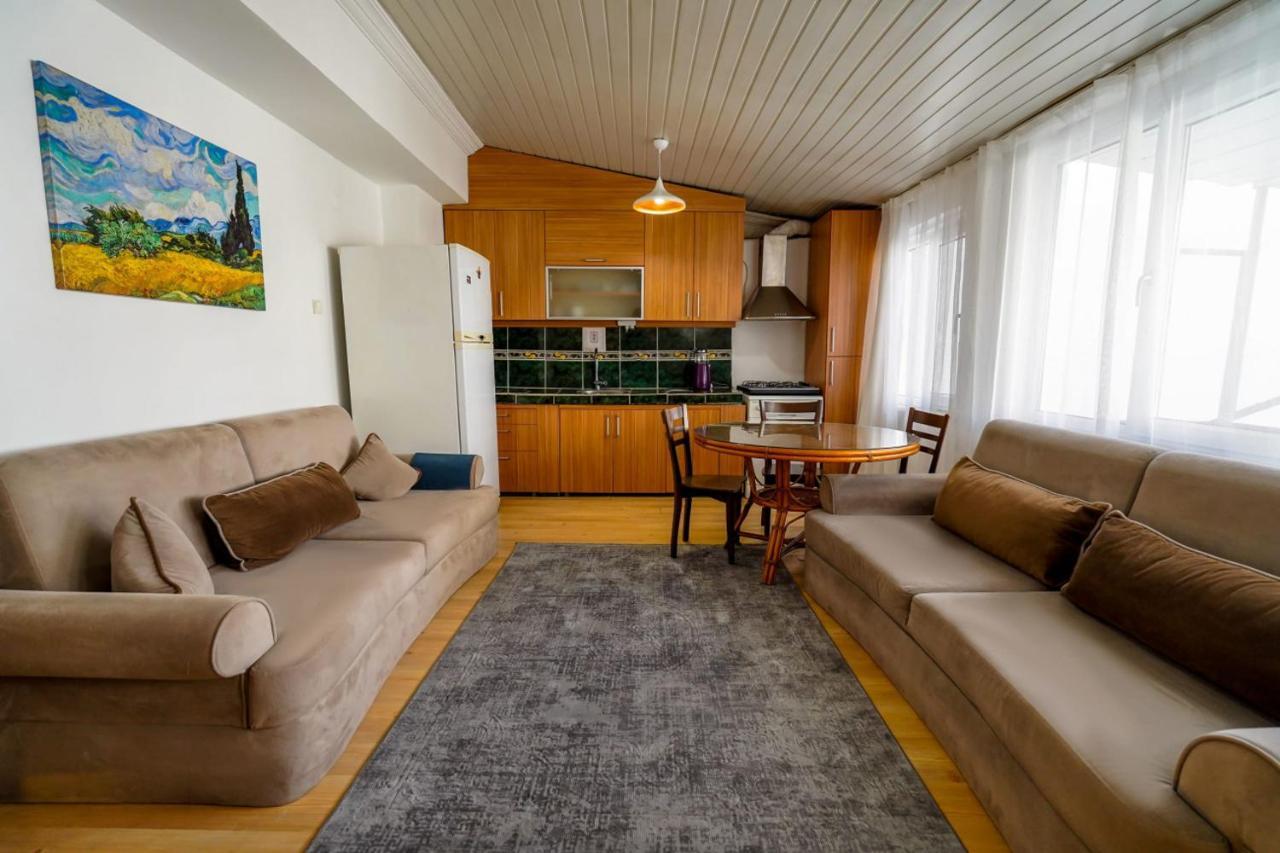 Serene Flat Close To In Muratpasa *