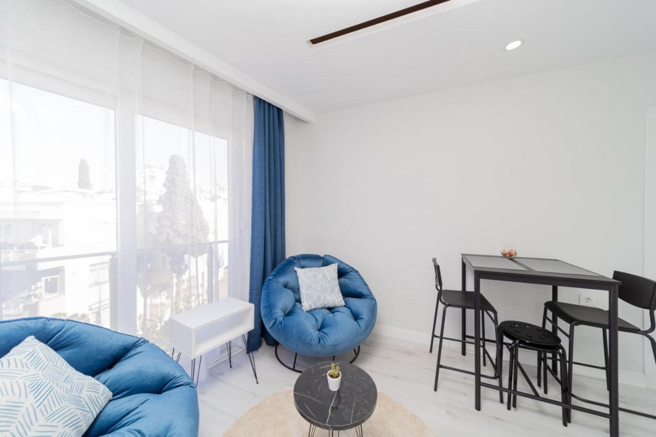 Comfy With Balcony In Muratpasa Apartment Antalya