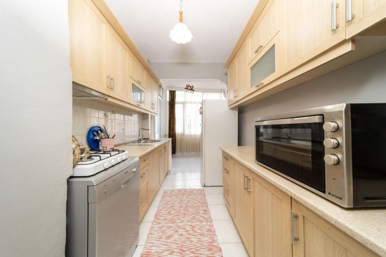 Colorful Flat Close To The Coast In Muratpasa Apartment *