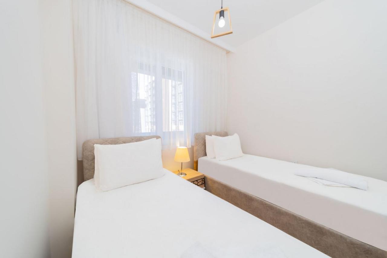 Remarkable Flat With Shared Pool In Kepez * Antalya