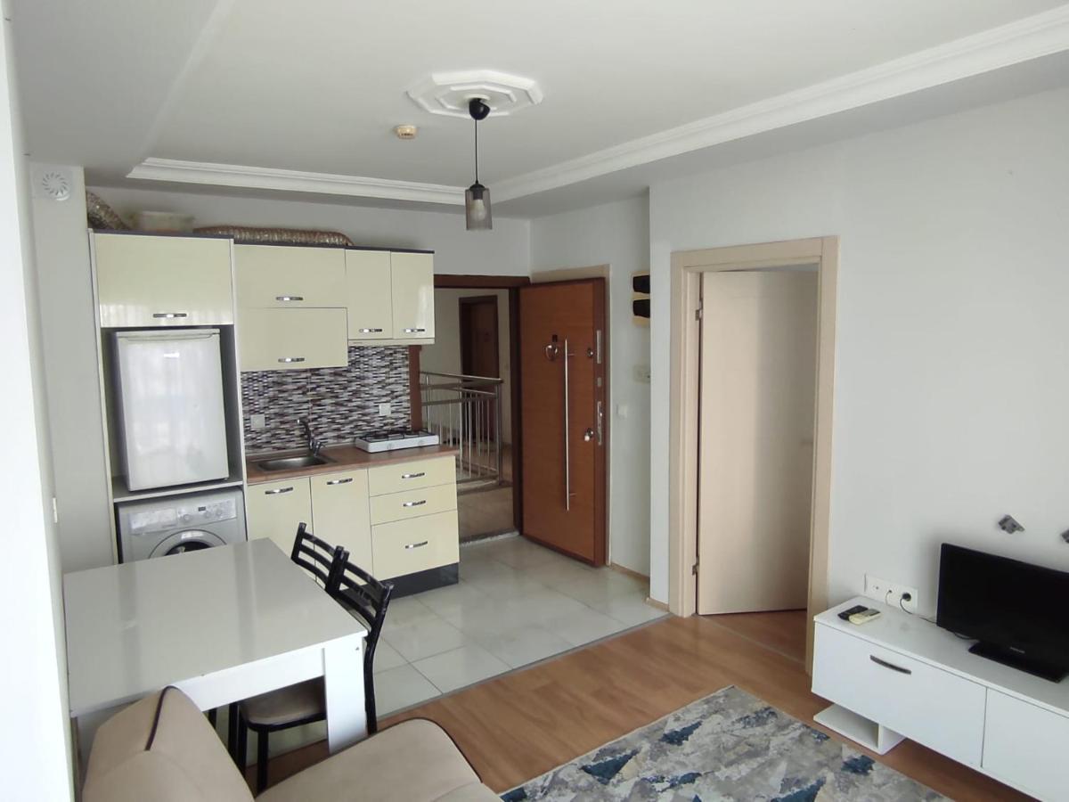 Kampus Apart 3 *