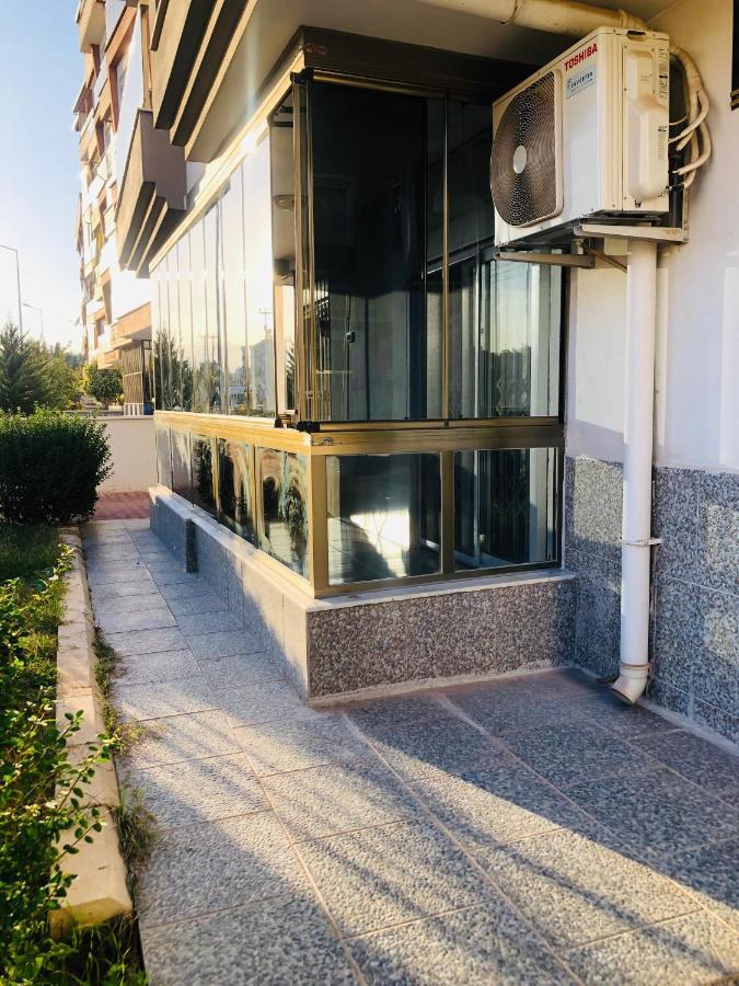 Modern Comfy Cozy And Sunny Flat In Muratpasa