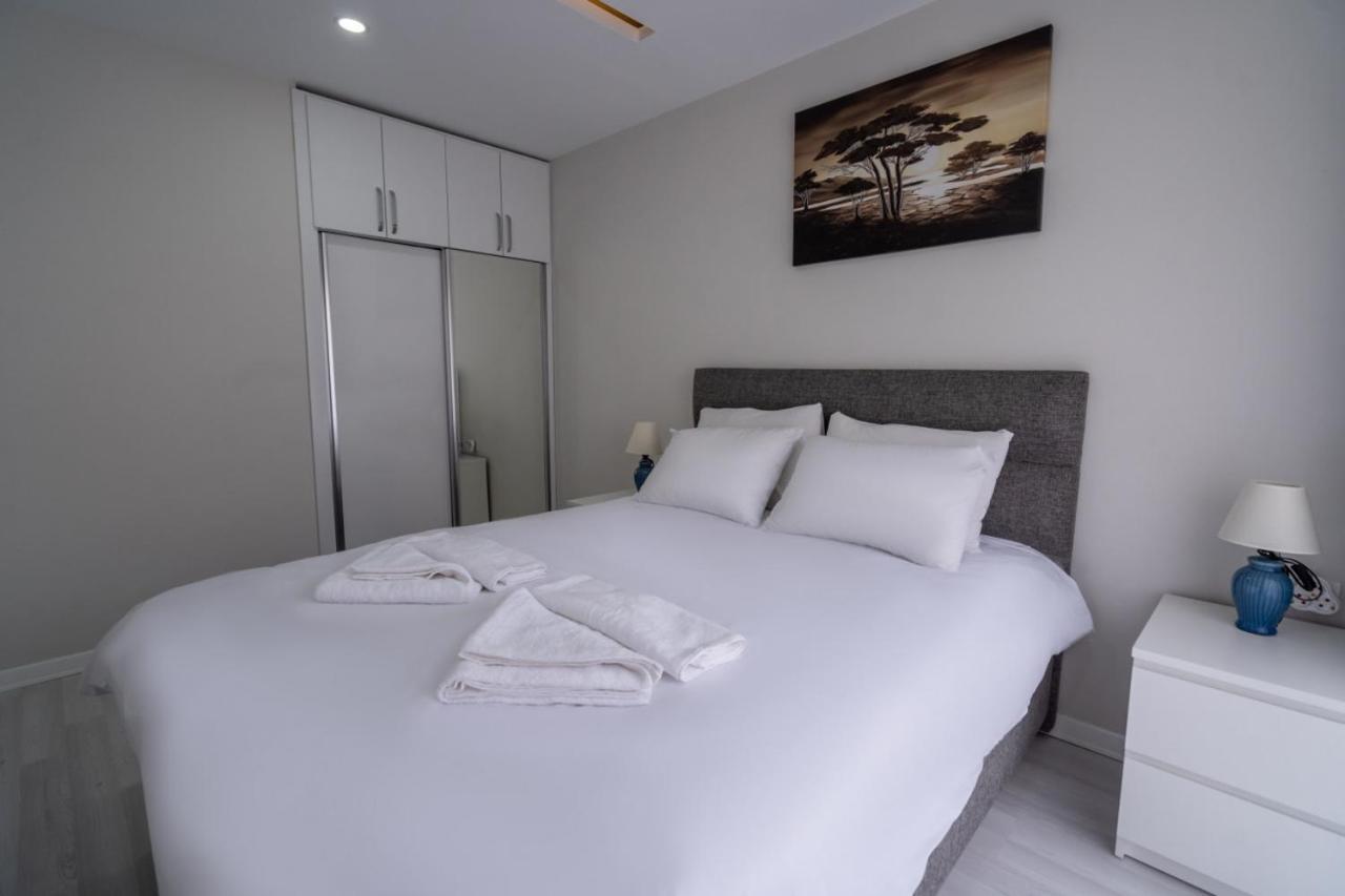 Apartment Central Flat Near Beach And Kaleici In Muratpasa *