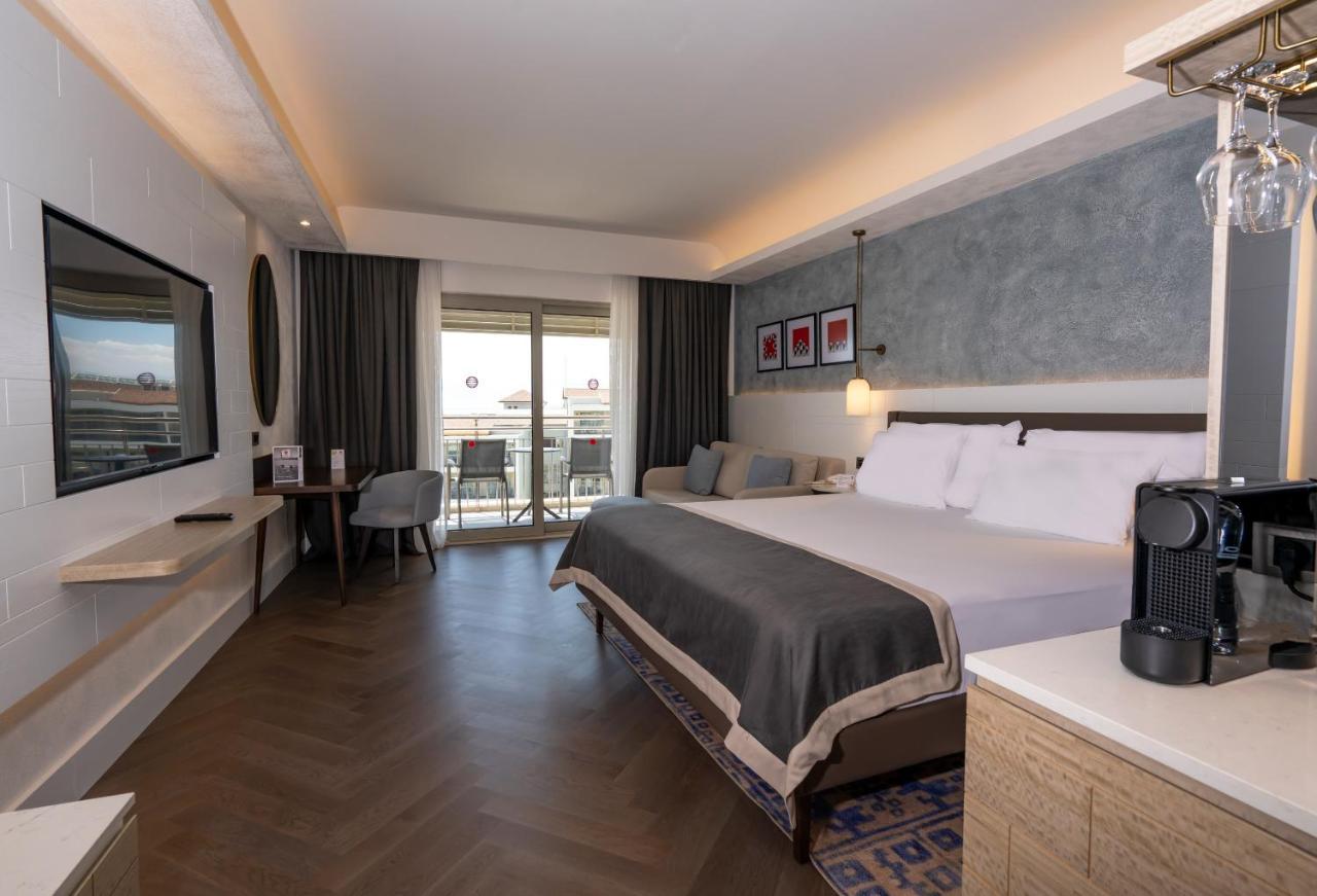 Lara Barut Collection 5*