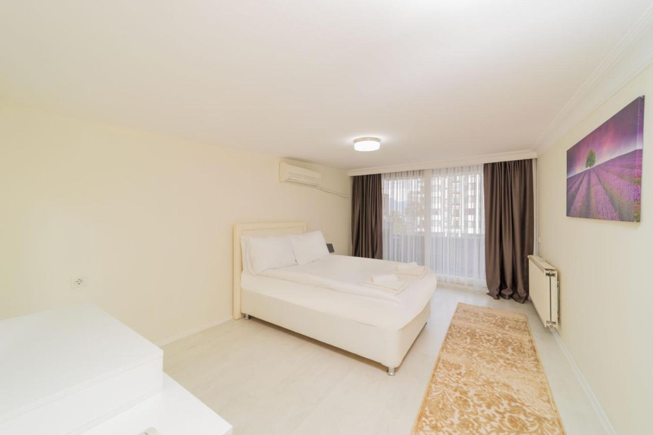 Apartment Flat With Terrace Next To Konyaalti Antalya