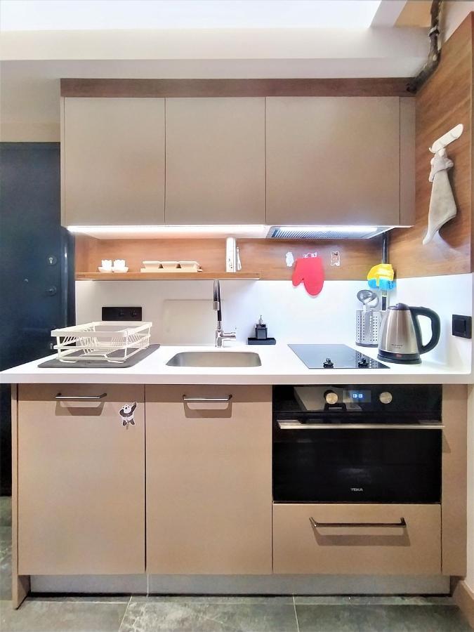 Sleek Flat In Muratpasa With Shared Pool