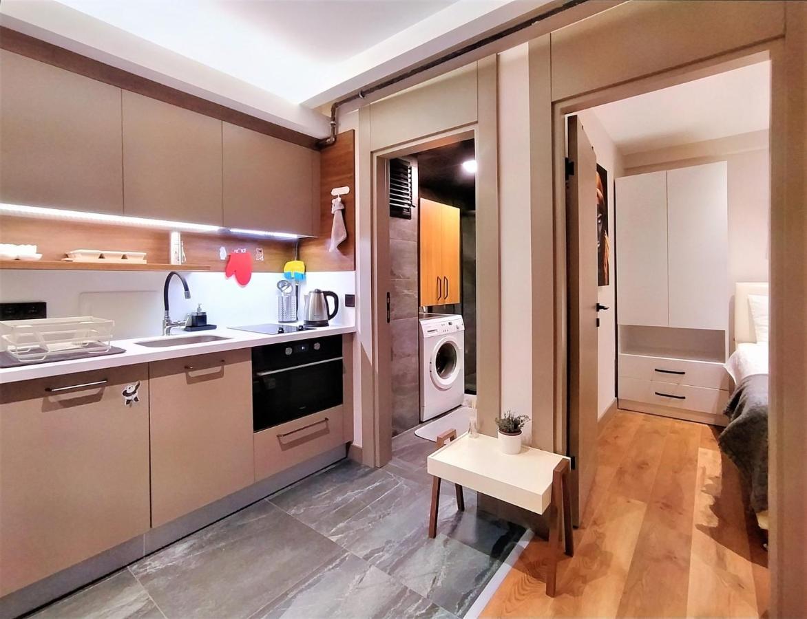 Sleek Flat In Muratpasa With Shared Pool Apartment *
