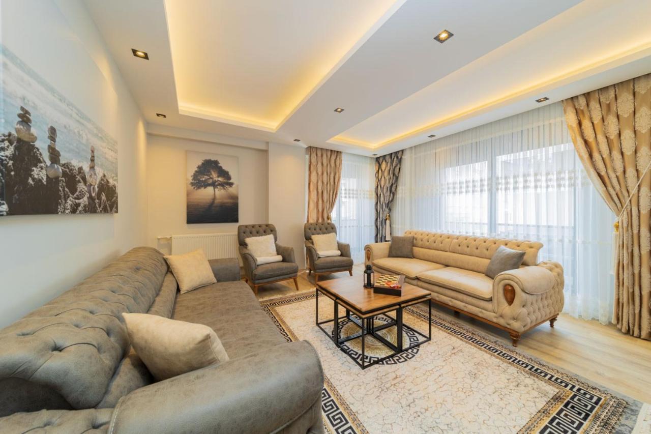 Apartment Comfy Flat With Balcony Close To Konyaalti Beach