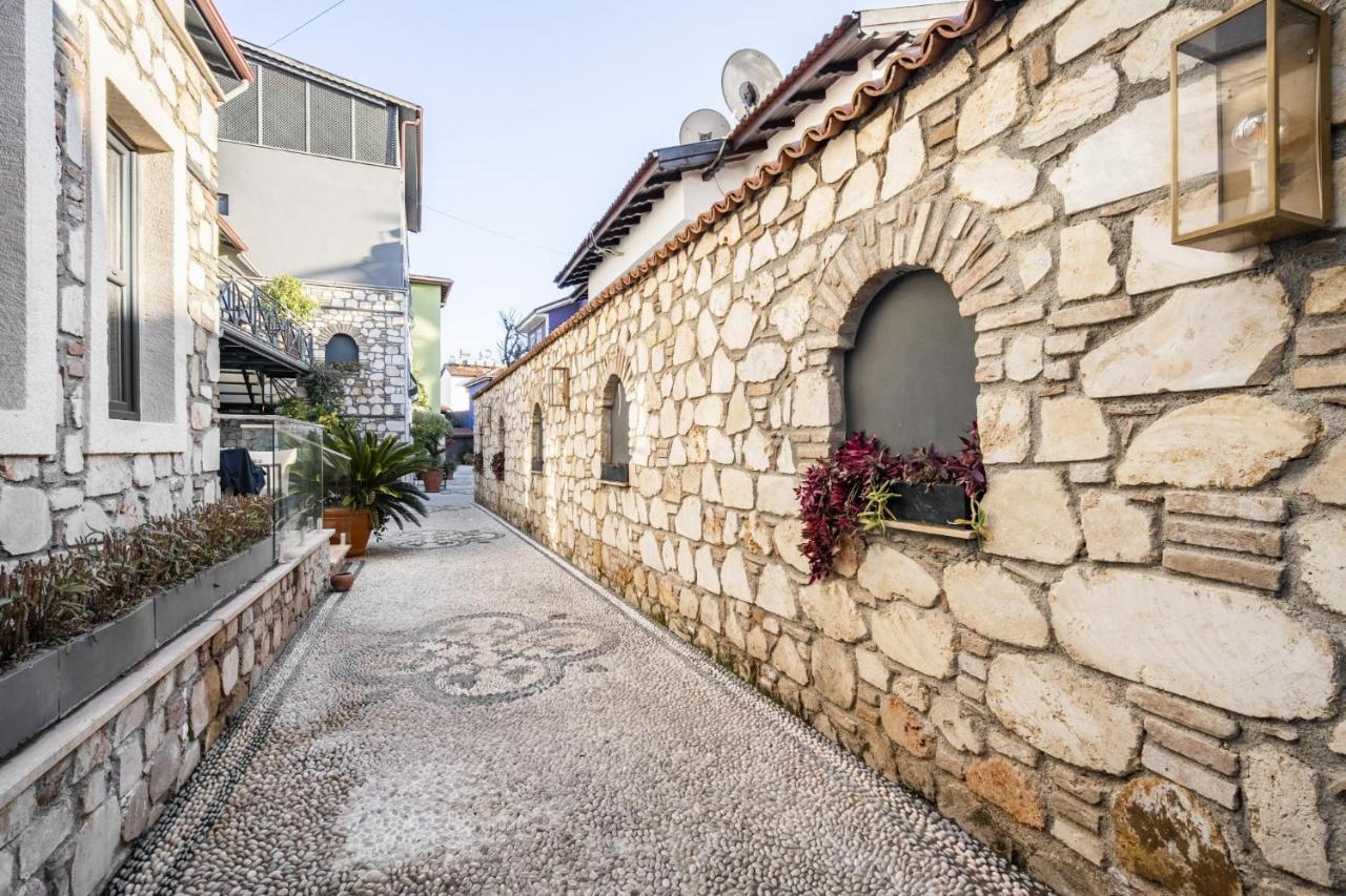 Marvelous Studio Flat Near Hadrians Gate Apartment
