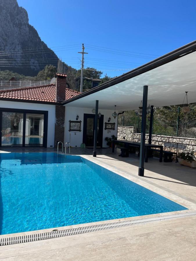 Esiyok With Heated Pool Villa