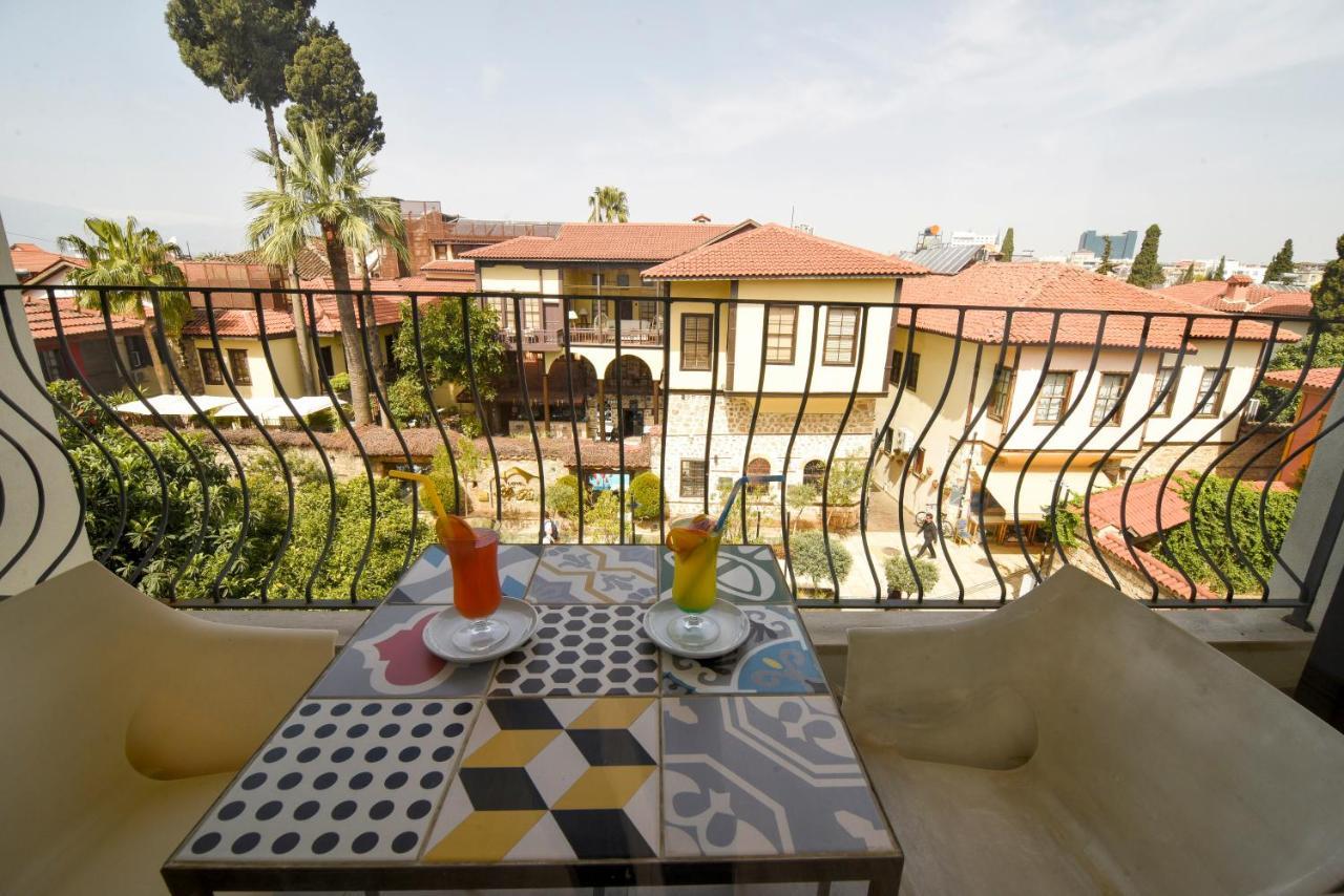 Apartment Lovely Flat With Balcony Near Hadrian's Gate