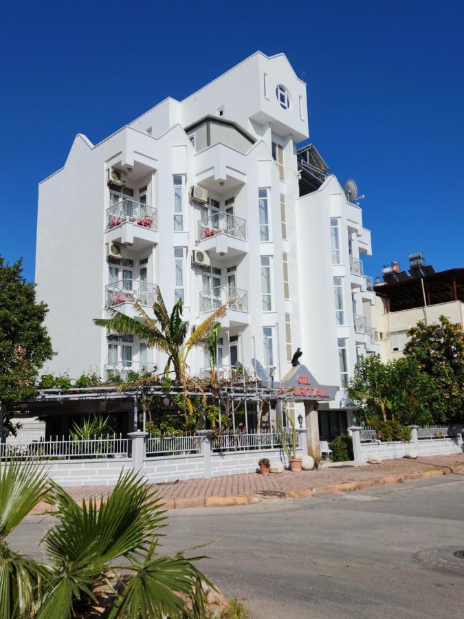 Hotel Kartal *
