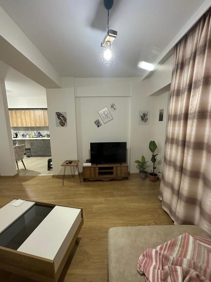 Apartment 2 Bedroom In An Sexy Compound With Balcony