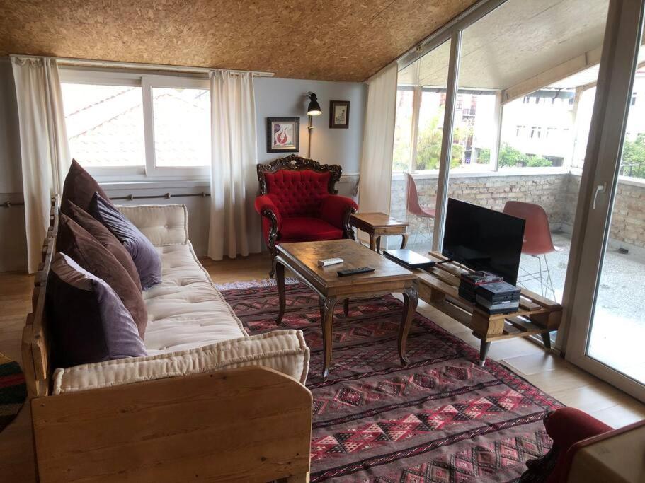 Homestay Tarihi Kaleici Muhtesem Dizayn Huzurlu Keyifli Teras Keyifli Oezel Ev *