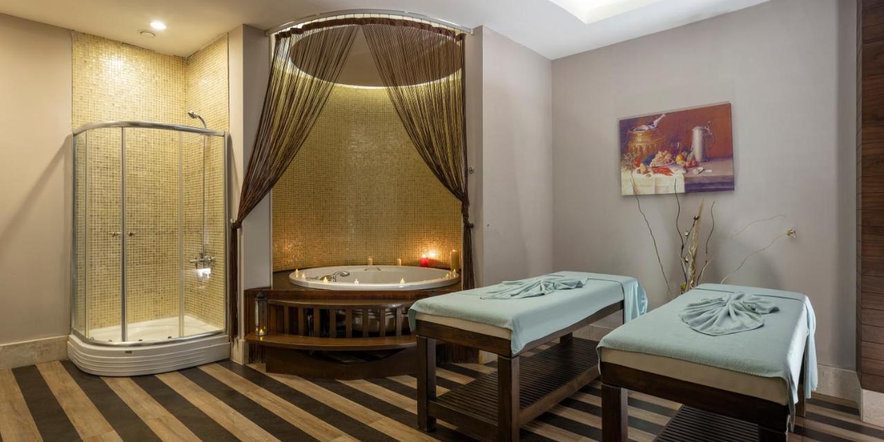 Ramada By Wyndham Lara 5*
