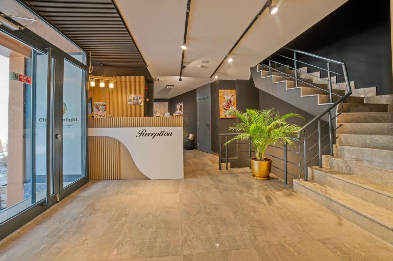 Moonlight Aparthotel *