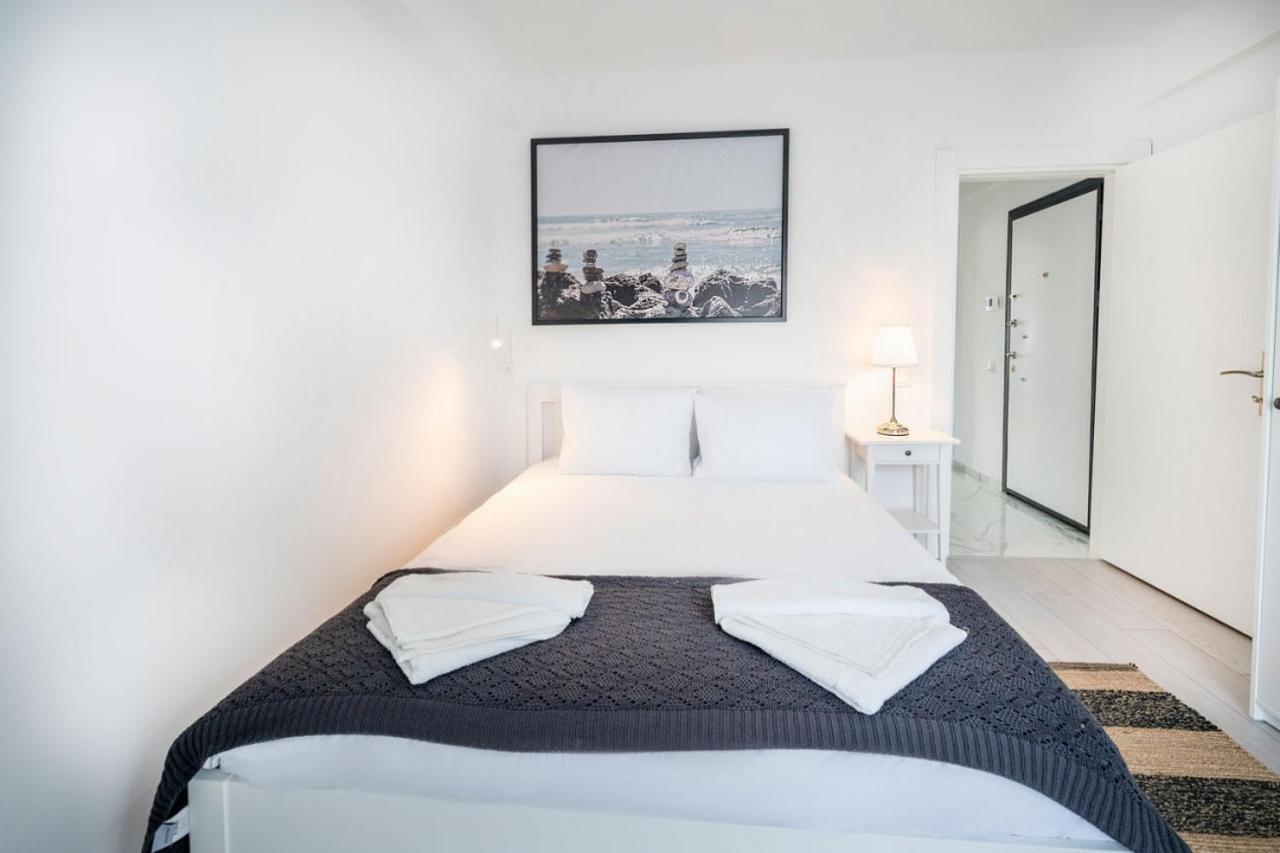 Modern Flat Near Beach In Muratpasa