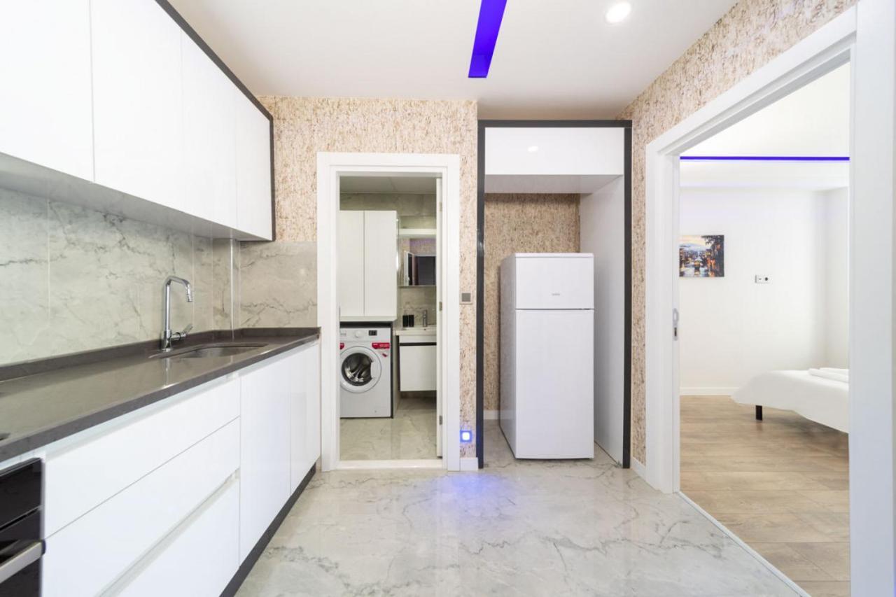 Cozy With Central Location In * Antalya