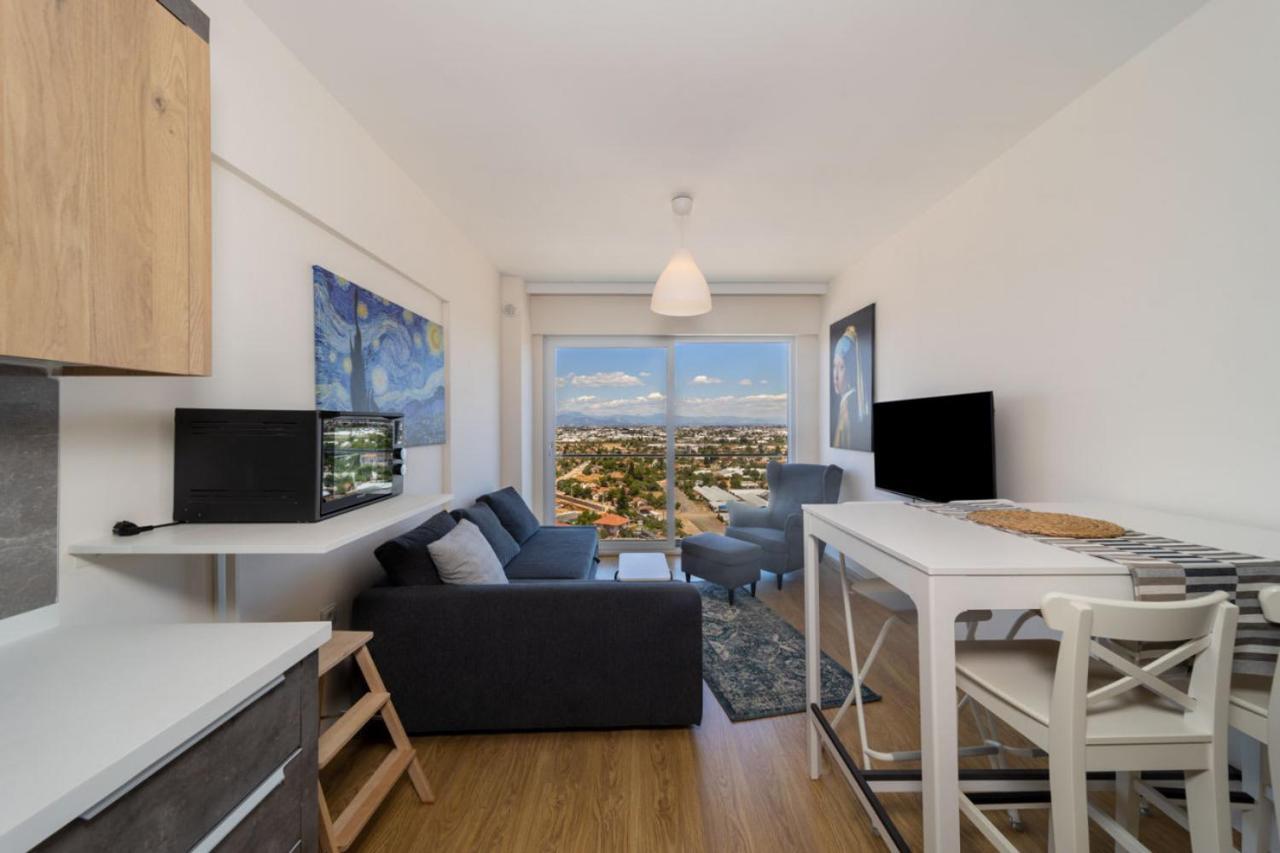 Pleasant Flat With Shared Pool In Kepez Apartment Antalya