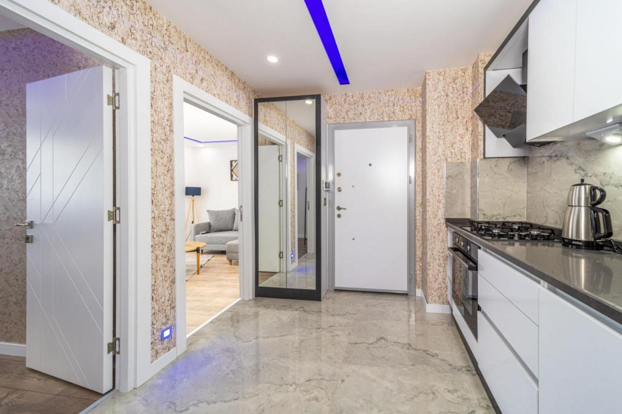 Cozy With Central Location In Apartment Antalya